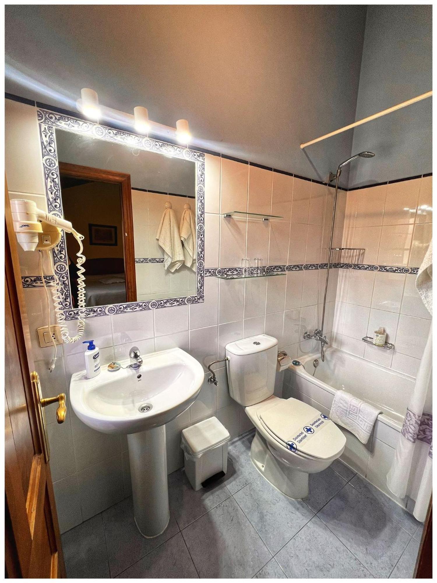 Casa Rural Los Campos Corao ภายนอก รูปภาพ